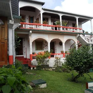 https://drapers-san-guest-house.greaterantilleshotels.net