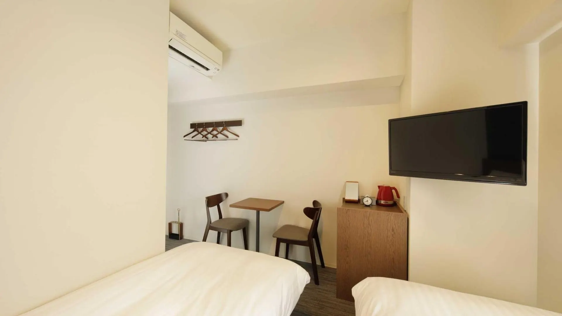 Smart Place Inn Kyoto Nijojo-Mae Station 3*,  Japan