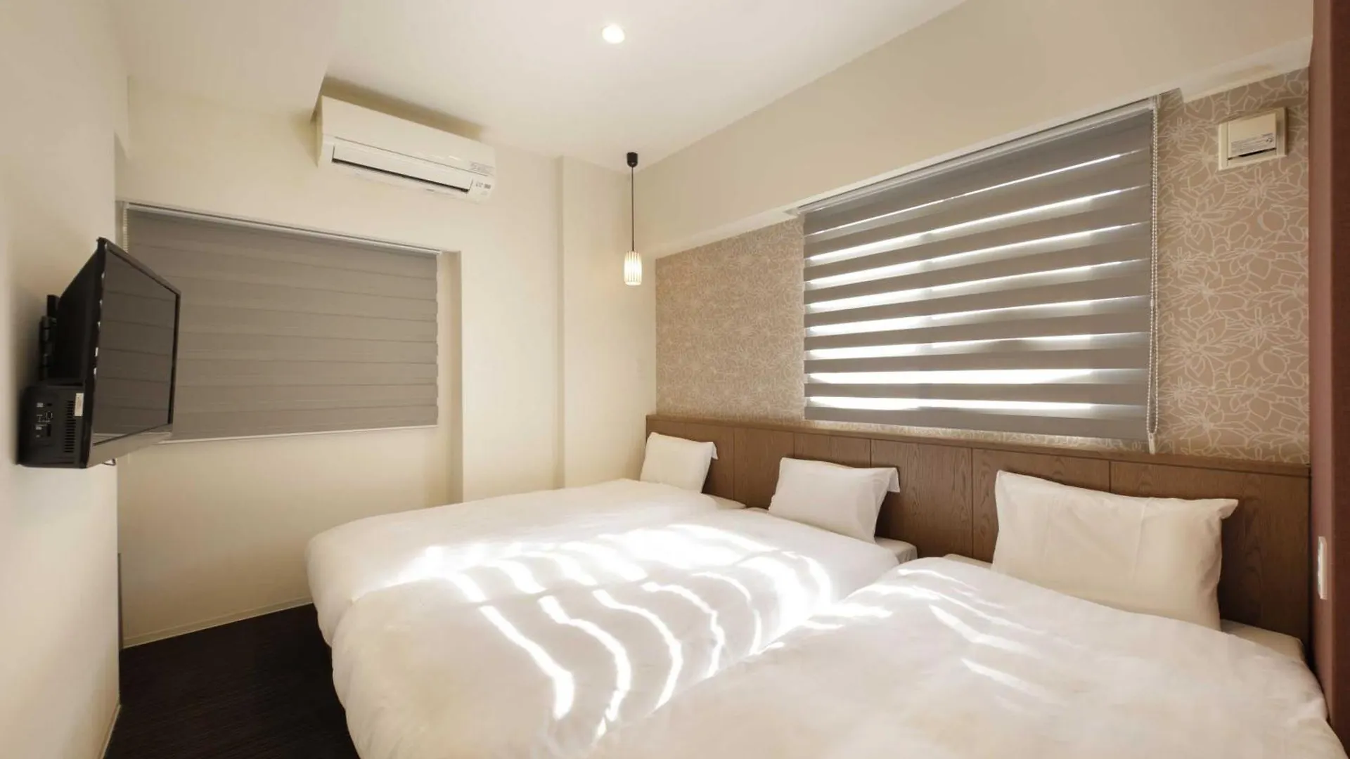 Smart Place Inn Kyoto Nijojo-Mae Station 3*,