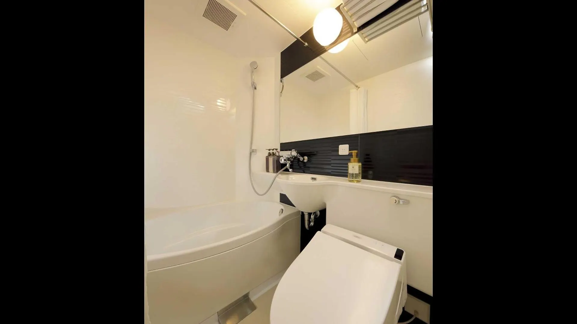 Smart Place Inn Kyoto Nijojo-Mae Station 3*,  Japan